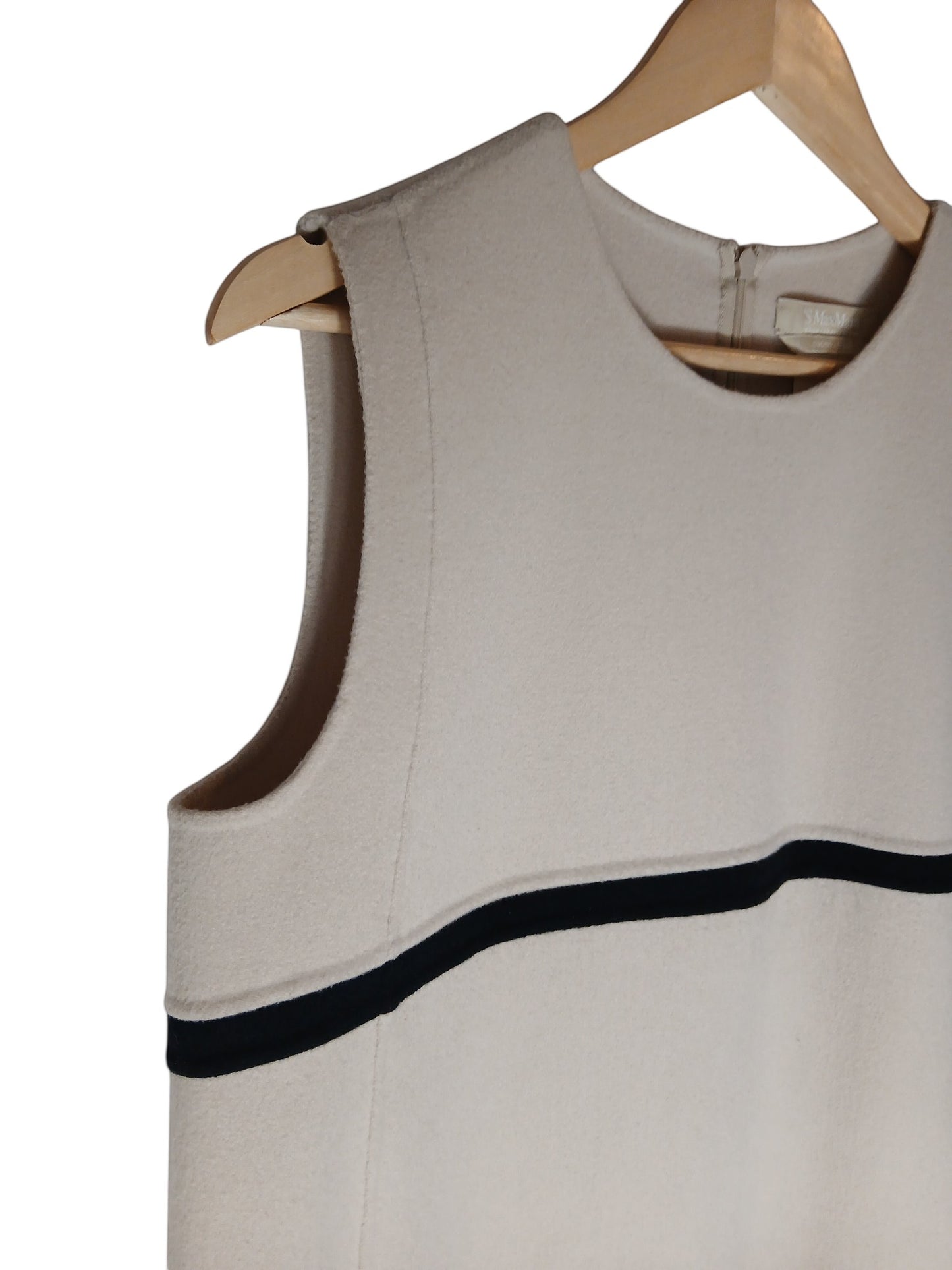 Department Store UK pre-loved 'S Max Mara sleeveless cream pure wool dress with a black horizontal stripe detail.