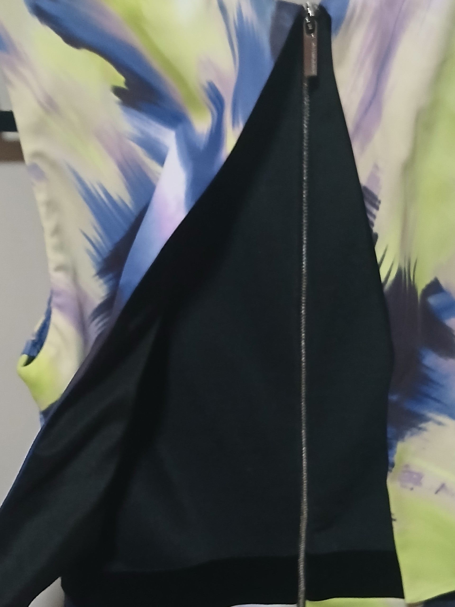 Department Store UK Karen Millen sleeveless dress featuring an abstract brushstroke print and exposed back zip detail.