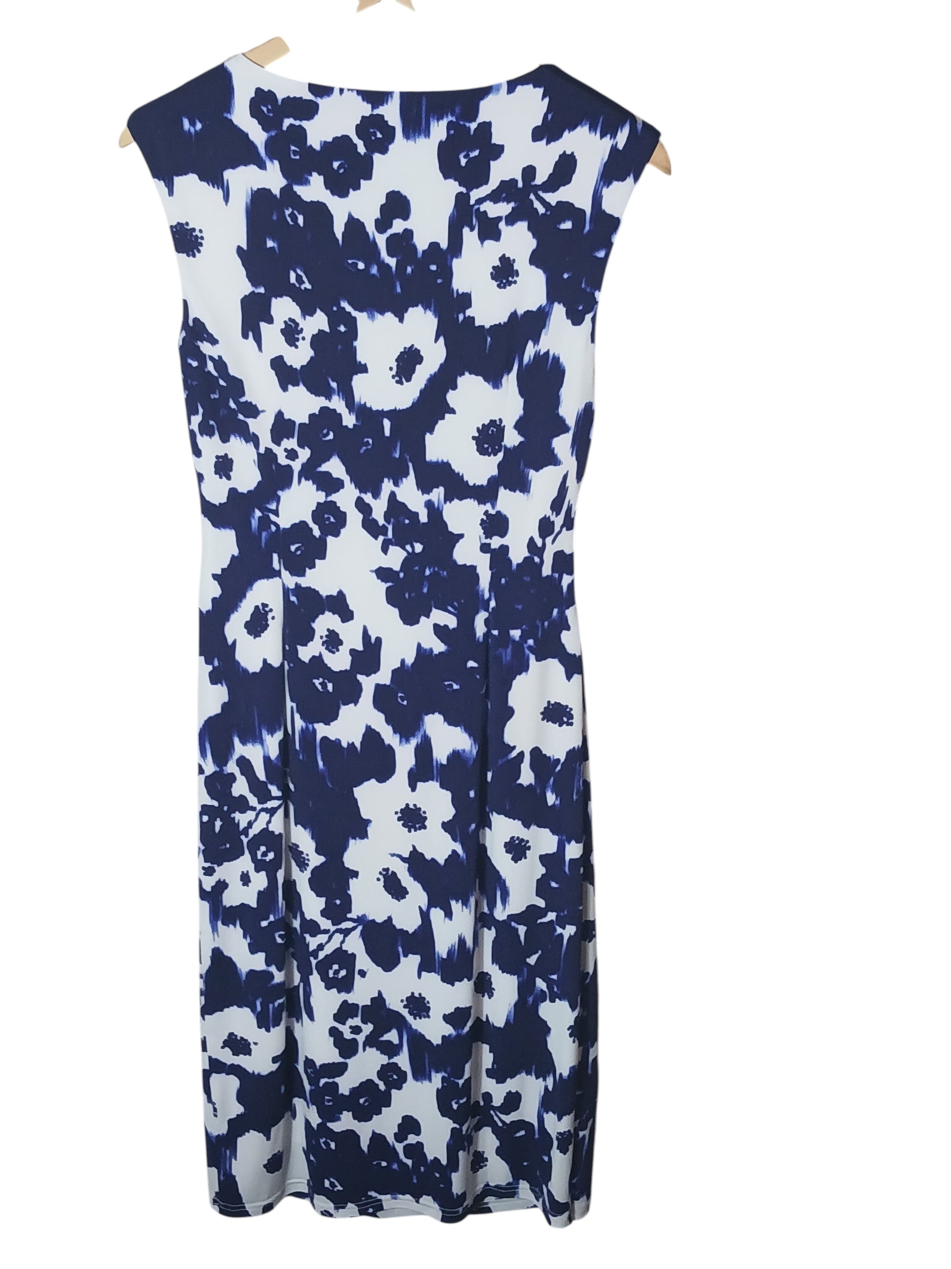 Department Store UK pre-loved Precis Petite sleeveless dress featuring a blue and white floral print pattern.