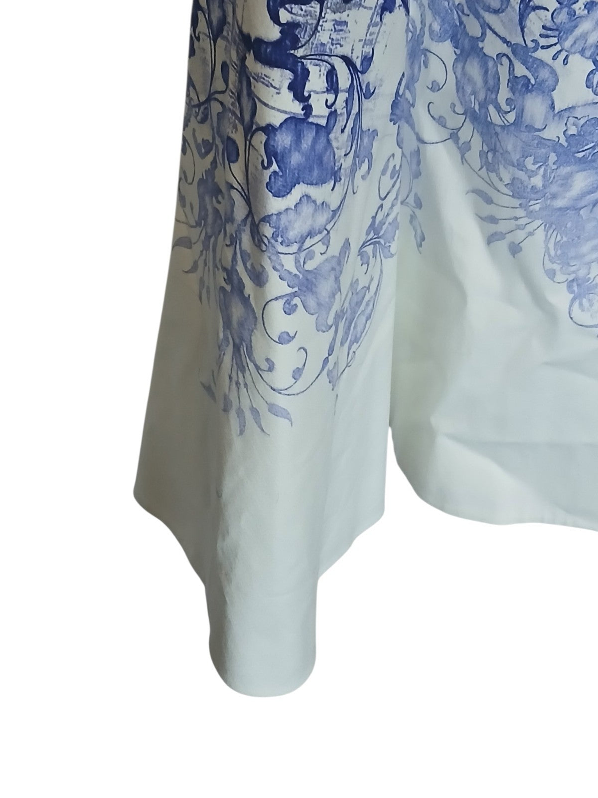 Department Store UK Karen Millen ivory blue porcelain print fit and flare dress detail view